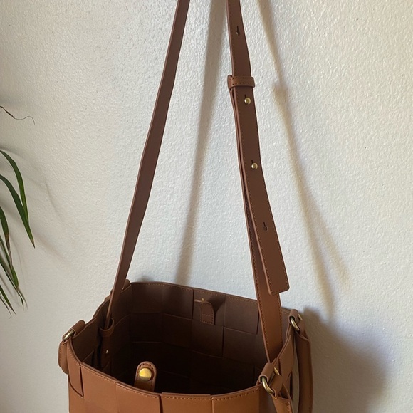 J.Mclaughlin Women’s Garance Woven Leather Handbag Crossbody Bag Tan Resortwear - Picture 6 of 14